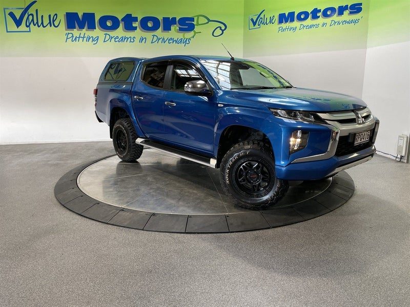 2019 Mitsubishi Triton GLXR