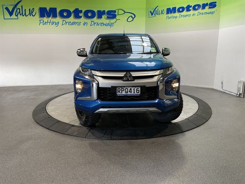 2019 Mitsubishi Triton GLXR, photo 2