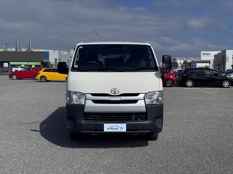 2019 Toyota Regius ACE Light Van, photo 2
