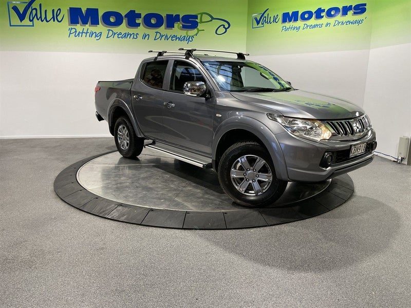 2016 Mitsubishi Triton GLXR