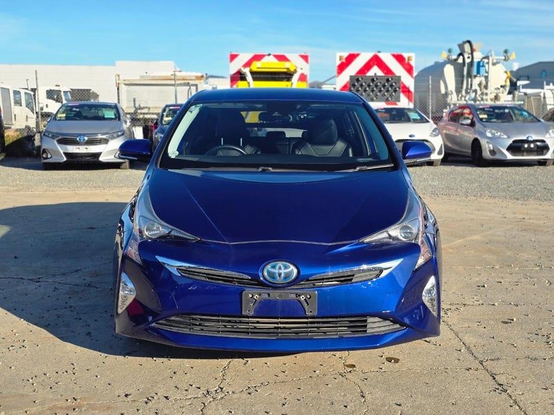 2015 Toyota Prius G, photo 2