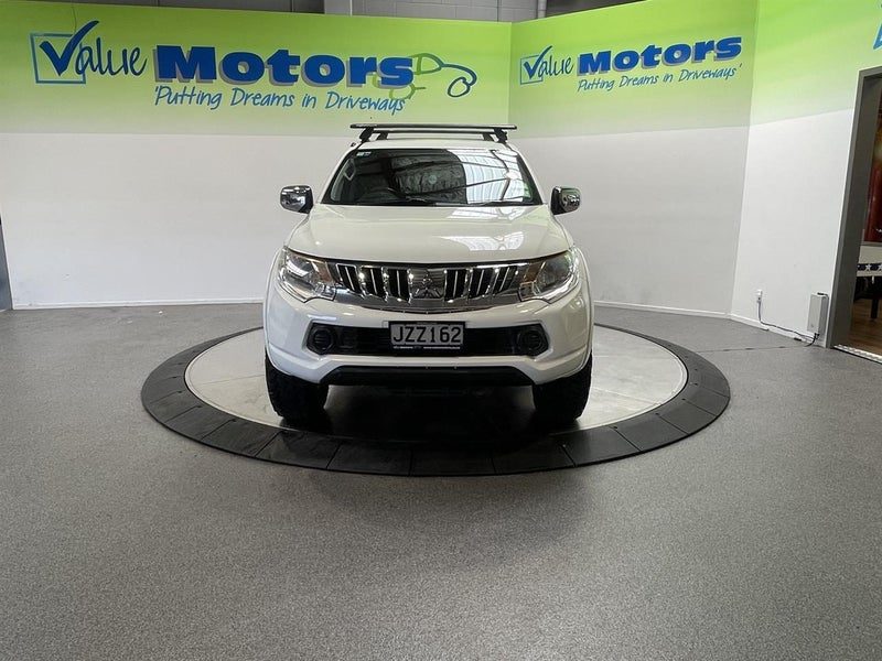 2016 Mitsubishi Triton, photo 2