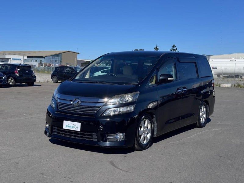 2014 Toyota Vellfire 8 Seater, main photo
