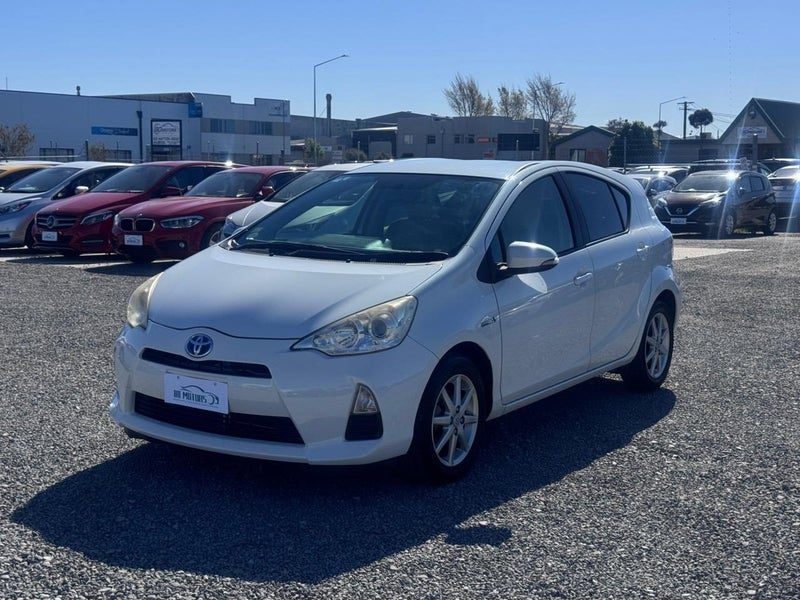 2012 Toyota Aqua S Model Push button start!!, main photo