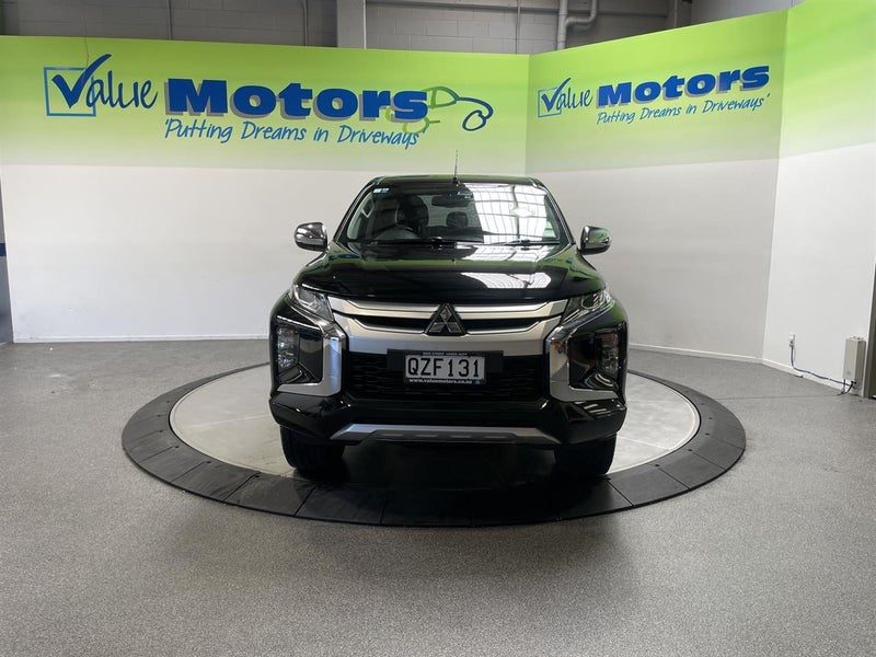 2020 Mitsubishi Triton GLXR, photo 2
