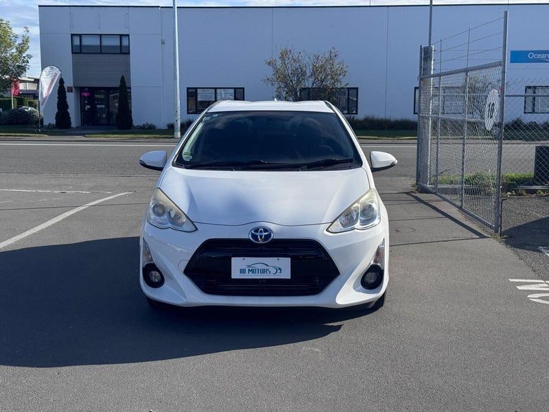 2015 Toyota Aqua S Model Push button start!!, photo 2