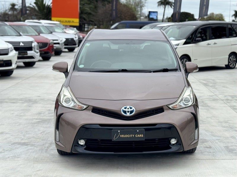 2015 Toyota Prius S ALPHA HYBRID 7 SEATER, photo 2