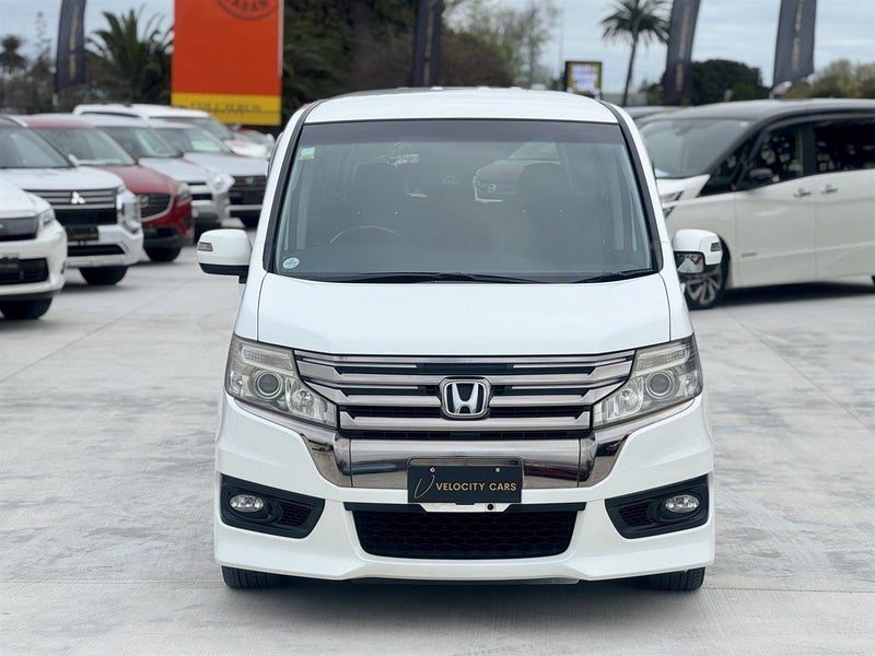 2014 Honda Step Wagon SPADA Z COOL SPIRIT, photo 2