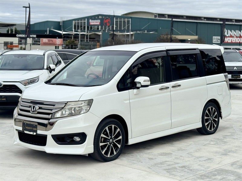 2014 Honda Step Wagon SPADA Z COOL SPIRIT, photo 3