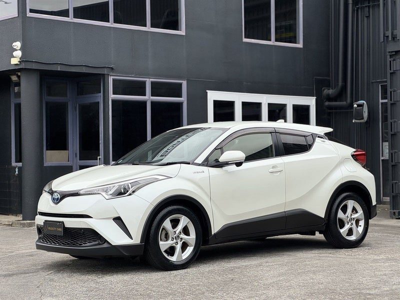 2017 Toyota C-HR S, photo 3
