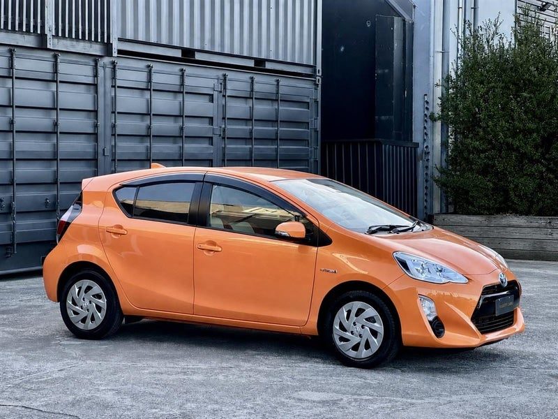 2017 Toyota Aqua S