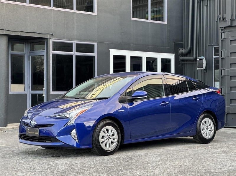 2016 Toyota Prius S, photo 3