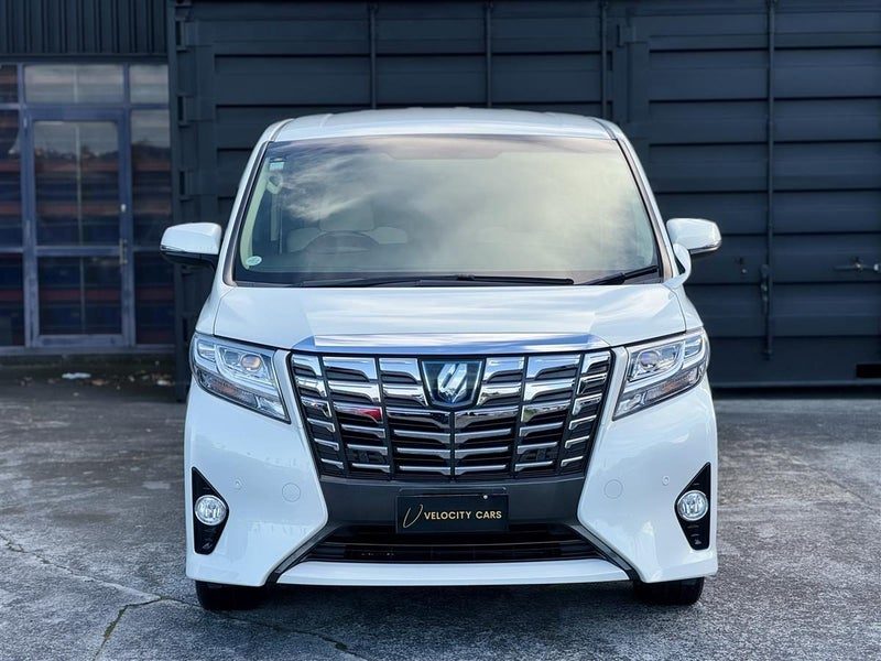 2017 Toyota Alphard X, photo 2