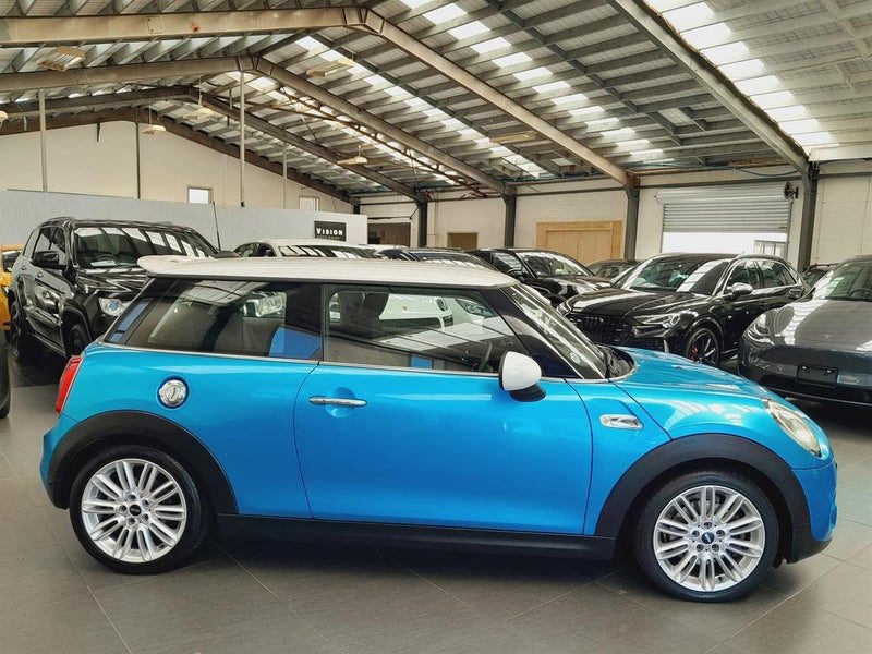 2018 MINI Cooper, photo 3
