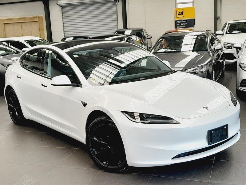 2025 Tesla Model 3 Highland Model/New Shape