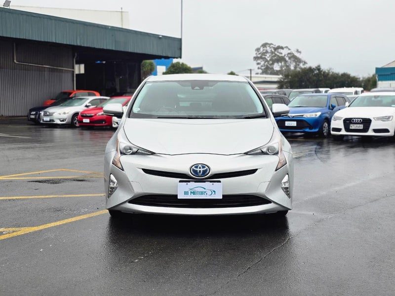 2017 Toyota Prius G, photo 2