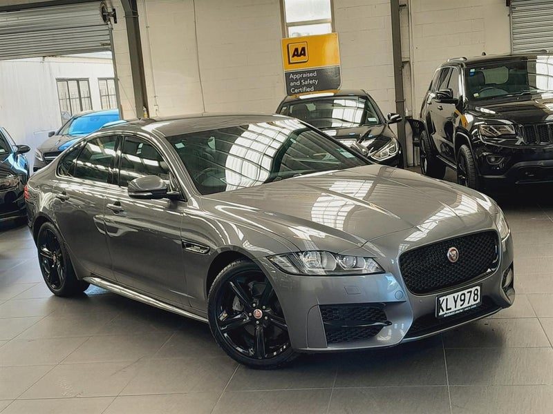 2017 Jaguar XF 25T R-SPORT 2.0P/8AT/NZ NEW