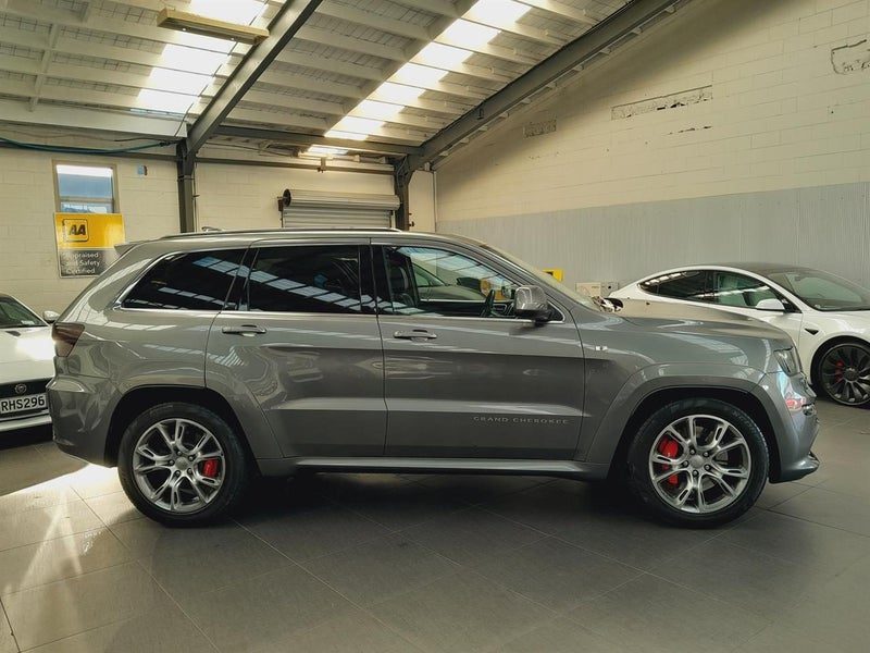 2013 Jeep Grand Cherokee SRT, photo 3