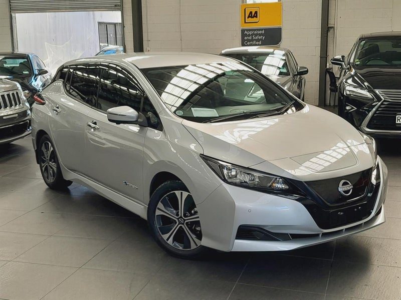 2022 Nissan Leaf 40Kw X V Selection, photo 2