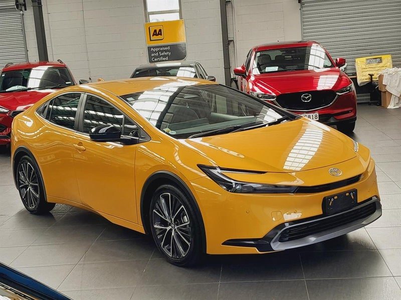2023 Toyota Prius G Spec Hev Hybrid/New Shape, photo 2