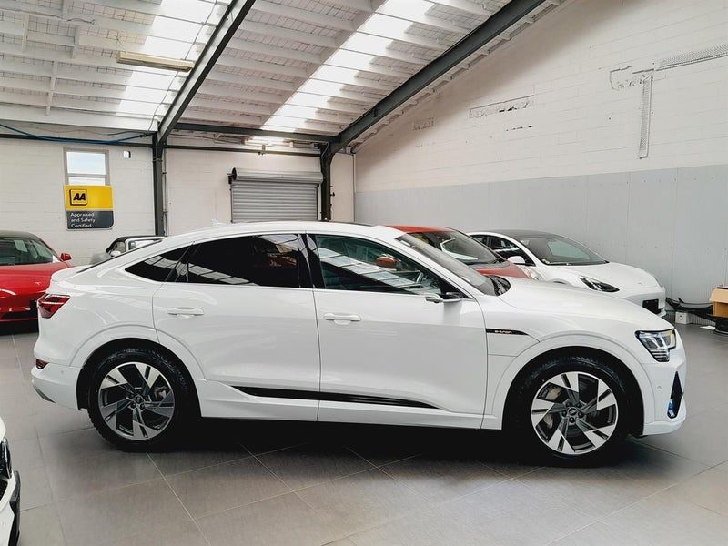 2021 Audi e-tron Sportback 50 S-Line 230Kw Quattro, photo 3