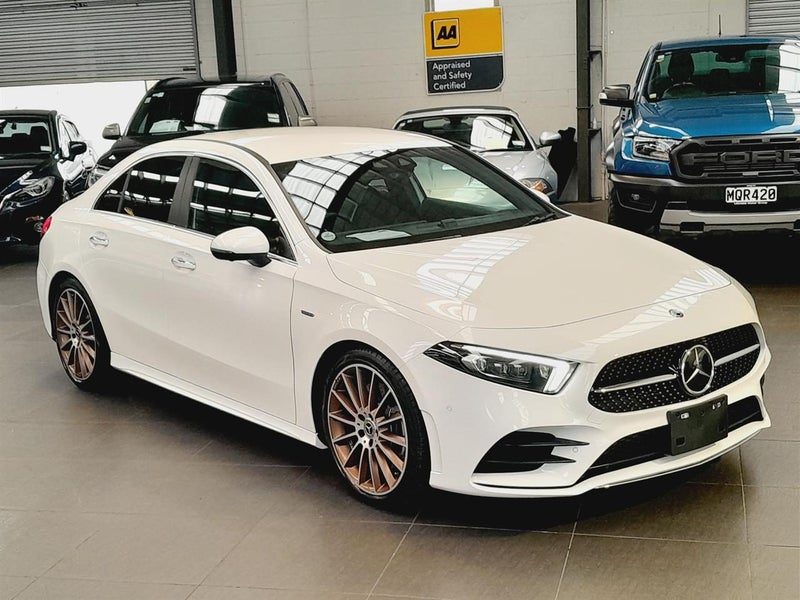 2019 Mercedes-Benz A 250 AMG Sport, photo 2