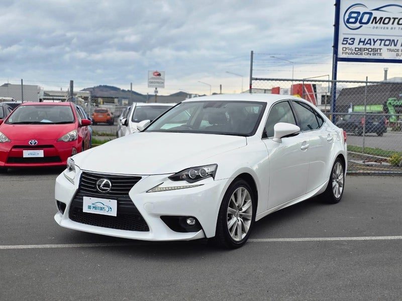 2015 Lexus IS 200t Version L