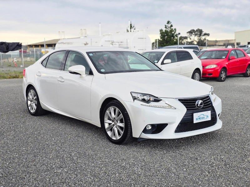 2015 Lexus IS 200t Version L, photo 3