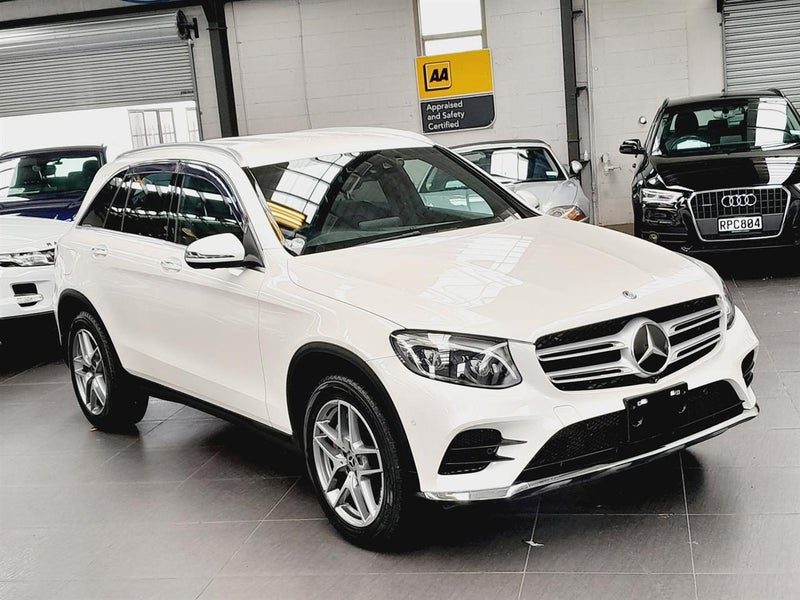 2017 Mercedes-Benz GLC 250 4Matic AMG Sport