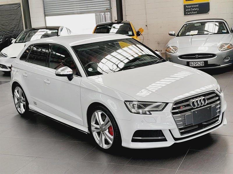 2018 Audi S3 Sportback 2.0, photo 2