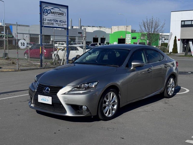 2014 Lexus IS 300h 2.5L Hybrid Titanium Grey