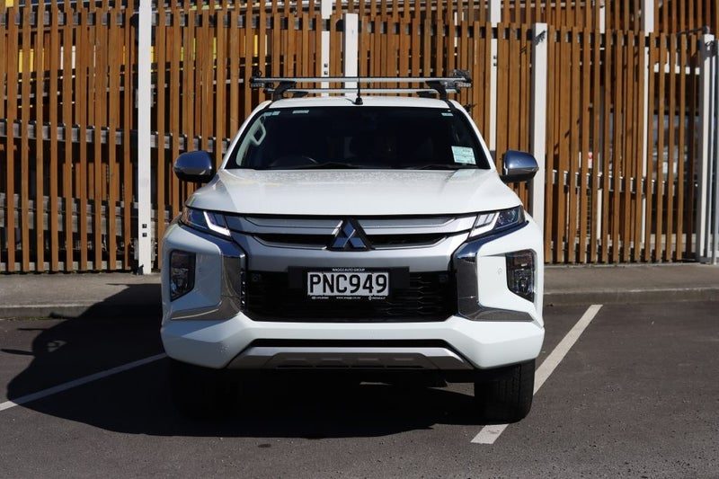 2023 Mitsubishi Triton GLXR, photo 2