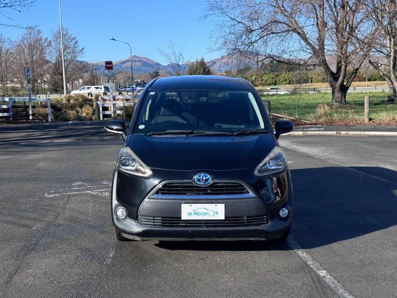 2015 Toyota Sienta G, photo 2