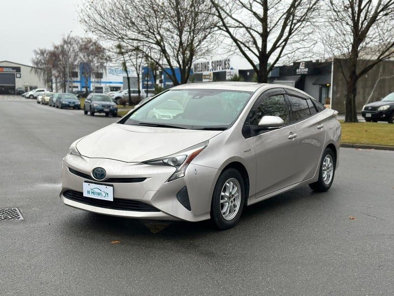 2016 Toyota Prius S, main photo