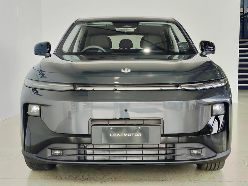 2026 Leapmotor B10 DESIGN REEV, photo 3