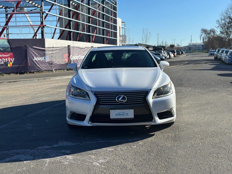 2014 Lexus LS 460 4.6L V8, photo 2
