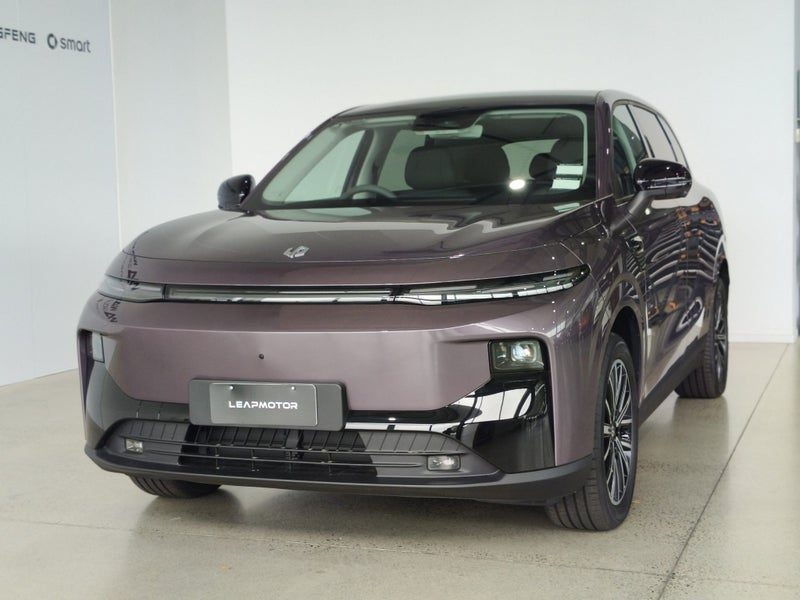2026 Leapmotor B10 DESIGN 67KWH/EV/AT, photo 2