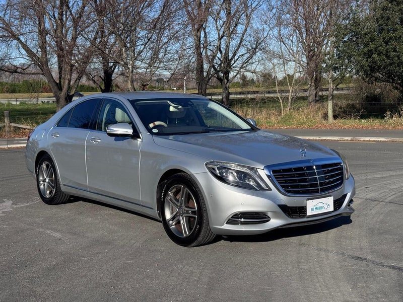 2015 Mercedes-Benz S 400 Hybrid 3.5L Luxury Sedan, photo 3