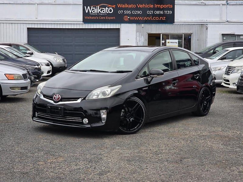 2013 Toyota Prius S, photo 3