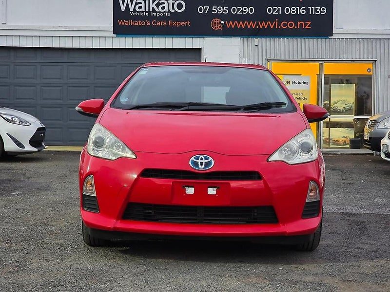 2014 Toyota Aqua S Push Start, photo 2