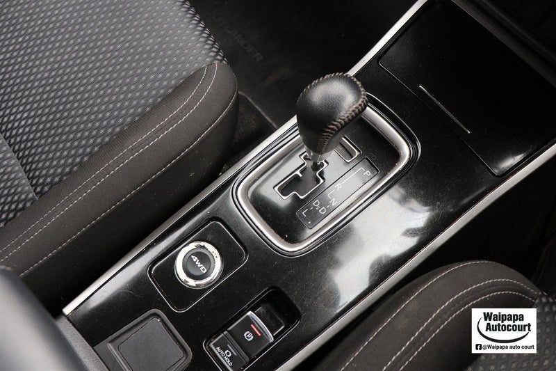2022 Mitsubishi Outlander LS 2.4P/4WD/CVT, photo 3