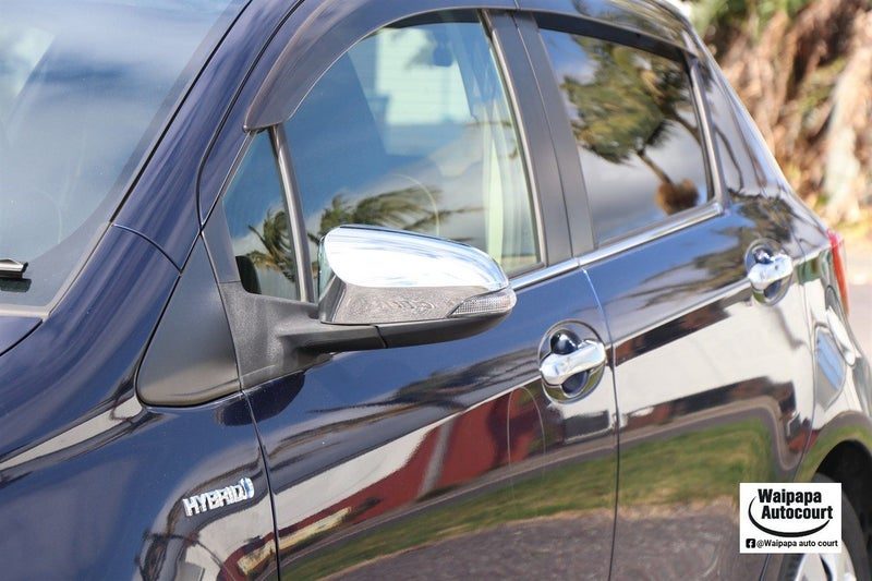 2017 Toyota Vitz, photo 3