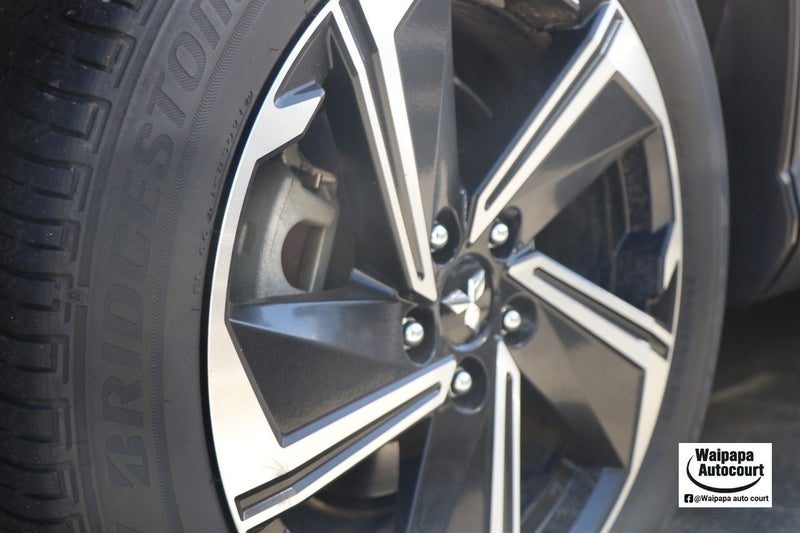 2022 Mitsubishi Eclipse Cross XLS PHEV/4WD/AT, photo 3