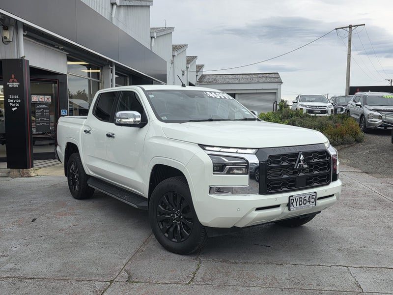 2024 Mitsubishi Triton GLXR 4x4