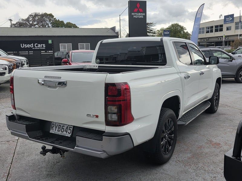 2024 Mitsubishi Triton GLXR 4x4, photo 2