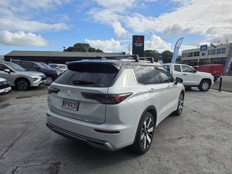 2026 Mitsubishi Outlander Exceed 4WD 2.5P, photo 2