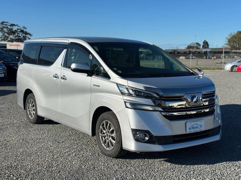 2017 Toyota Vellfire Hybrid 2.4X E-Four, photo 3