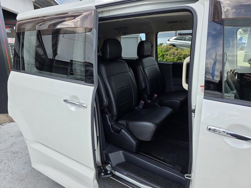 2012 Mitsubishi Delica 2.0P, photo 3