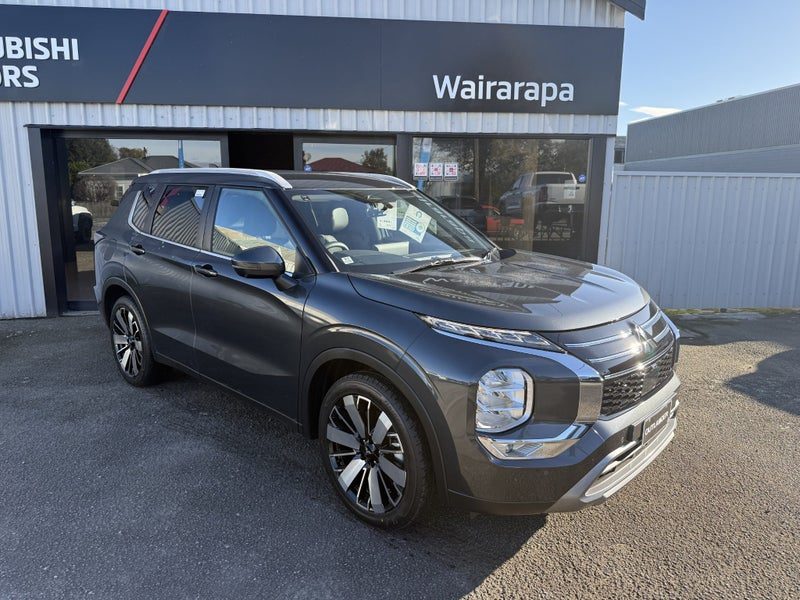 2026 Mitsubishi Outlander XLS, photo 3