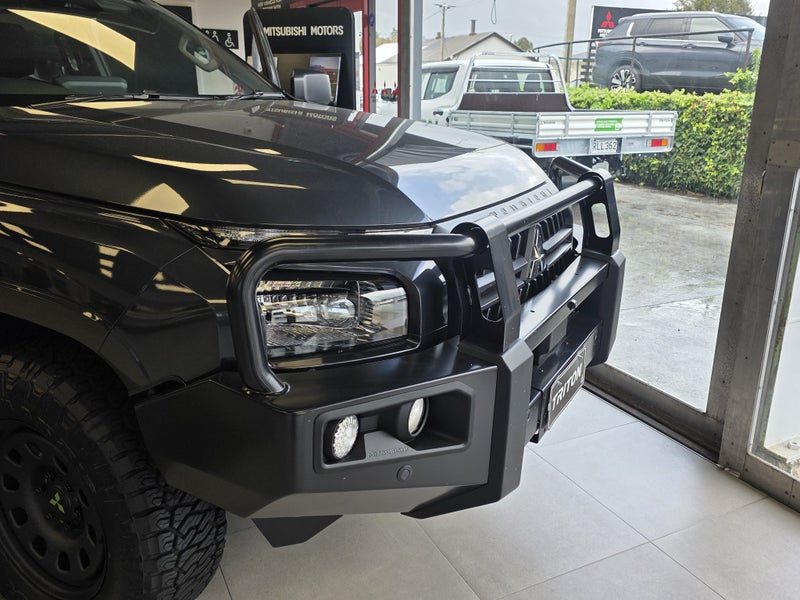 2026 Mitsubishi Triton GLX D/Cab 4x4, photo 2